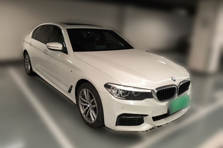 Used BMW 5 Series 2018 525Li M Sport Package Front Right 45 Deg