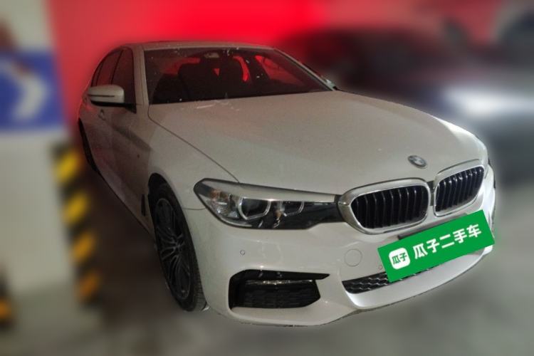Used BMW 5 Series 2018 530Li Leading Model M Sport Package Front Right 45 Deg