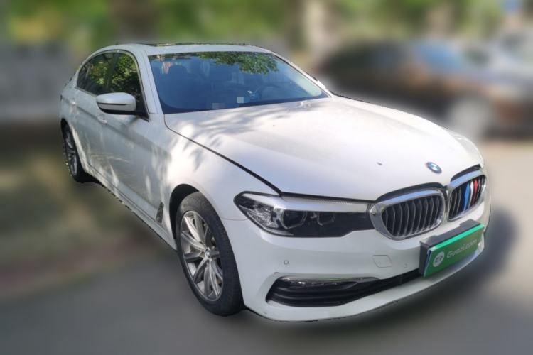 Used BMW 5 Series 2018 528Li Launch Special Edition Front Right 45 Deg