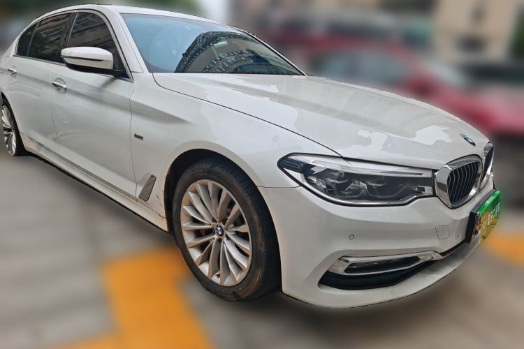 Used BMW 5 Series 2018 Revised Version 530Li Leading Edition Luxury Package Front Right 45 Deg
