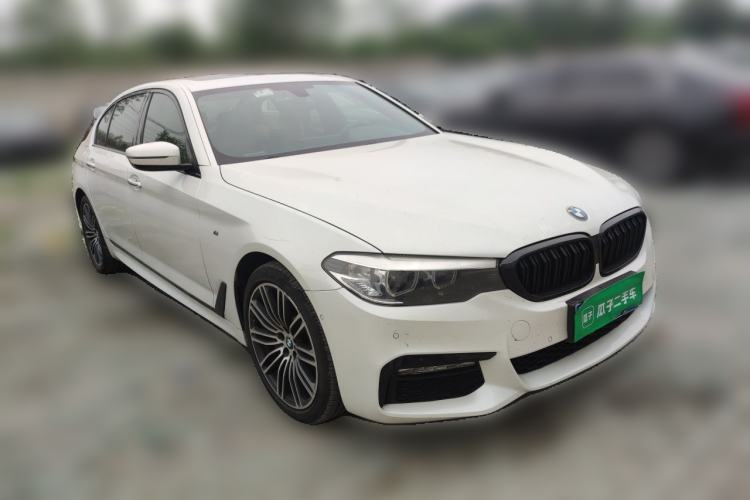 Used BMW 5 Series 2018 Restyled 530Li Leading Edition M Sport Package Front Right 45 Deg