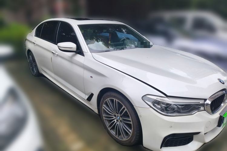 Used BMW 5 Series 2018 Restyled 530Li Leading Edition M Sport Package Front Right 45 Deg