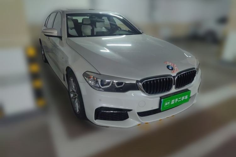 Used BMW 5 Series 2018 525Li M Sport Package Front Right 45 Deg