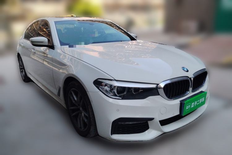 Used BMW 5 Series 2018 525i M Sport Package Front Right 45 Deg