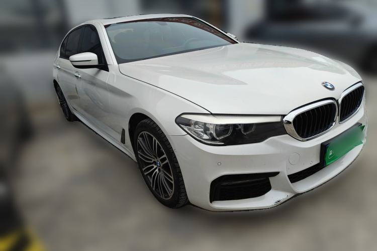 Used BMW 5 Series 2018 Facelifted 530Li xDrive M Sport Package Front Right 45 Deg