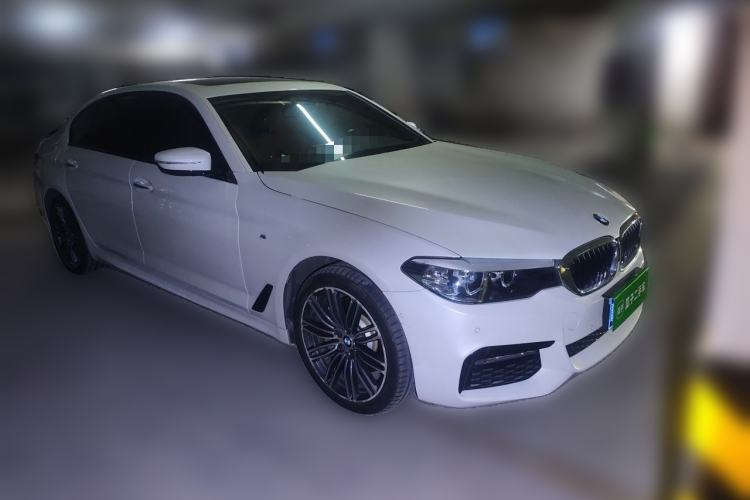 Used BMW 5 Series 2018 530Li xDrive M Sport Package Front Right 45 Deg