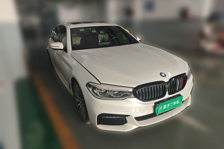 Used BMW 5 Series 2018 Restyled 530Li Luxury Edition M Sport Package Front Right 45 Deg