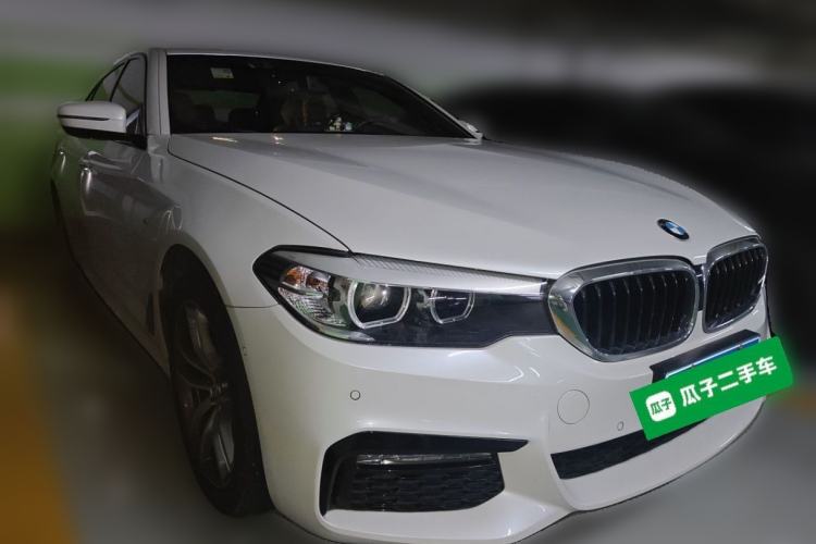 Used BMW 5 Series 2018 525Li M Sport Package Front Right 45 Deg