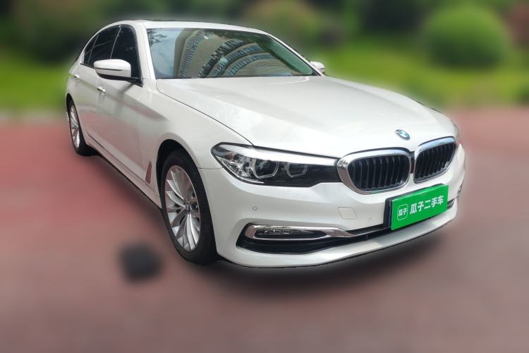 Used BMW 5 Series 2018 Revised Version 530Li Leading Edition Luxury Package Front Right 45 Deg
