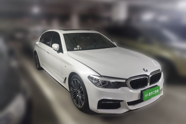 Used BMW 5 Series 2018 Restyled 530Li Leading Edition M Sport Package Front Right 45 Deg