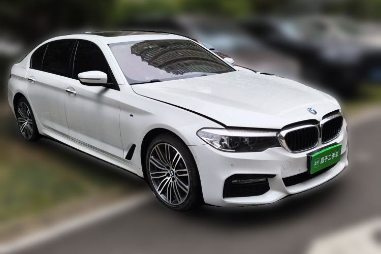 Used BMW 5 Series 2018 Restyled 530Li Leading Edition M Sport Package Front Right 45 Deg