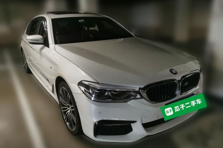 Used BMW 5 Series 2018 530Li Leading Model M Sport Package Front Right 45 Deg