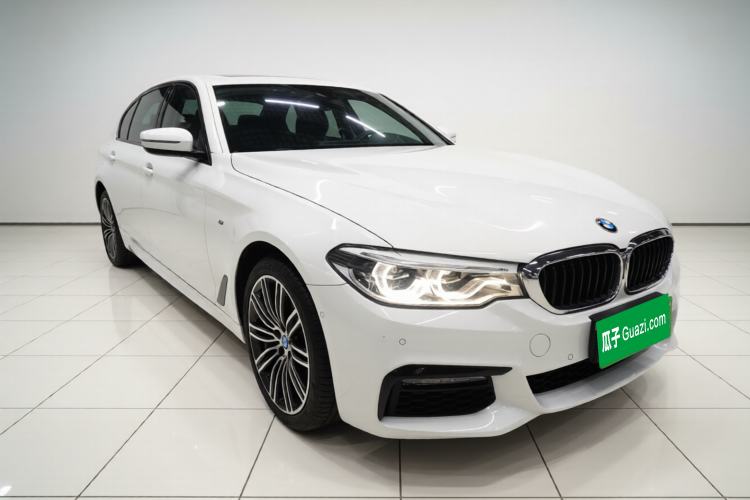 Used BMW 5 Series 2018 Restyled 530Li Leading Edition M Sport Package Front Right 45 Deg