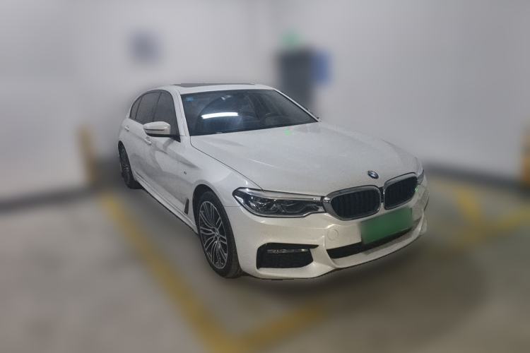 Used BMW 5 Series 2018 Restyled 530Li Luxury Edition M Sport Package Front Right 45 Deg