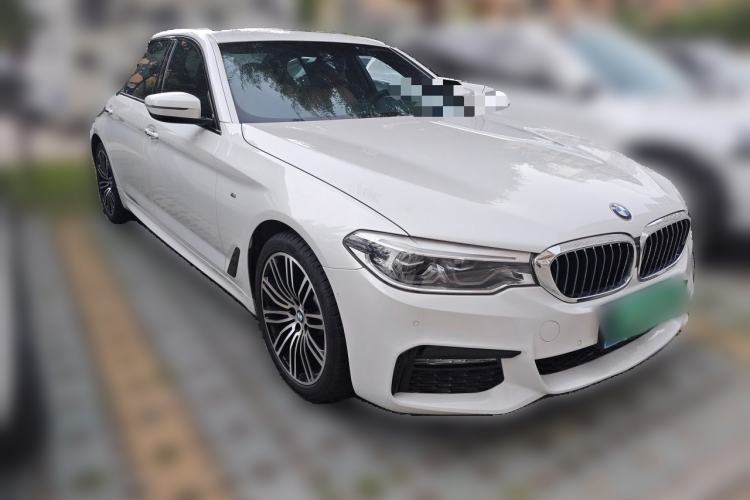Used BMW 5 Series 2018 Restyled 530Li Leading Edition M Sport Package Front Right 45 Deg