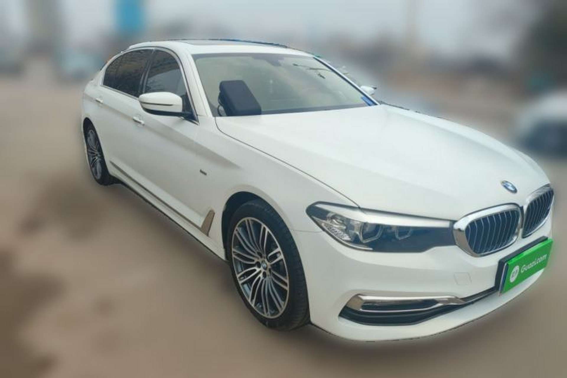 Used BMW 5 Series 2018 525Li Luxury Package Front Right 45 Deg