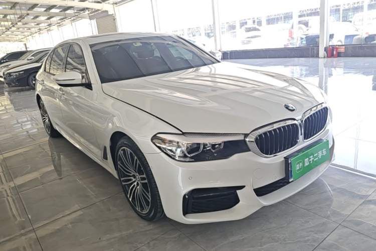 Used BMW 5 Series 2018 Restyled 530Li Leading Edition M Sport Package Front Right 45 Deg