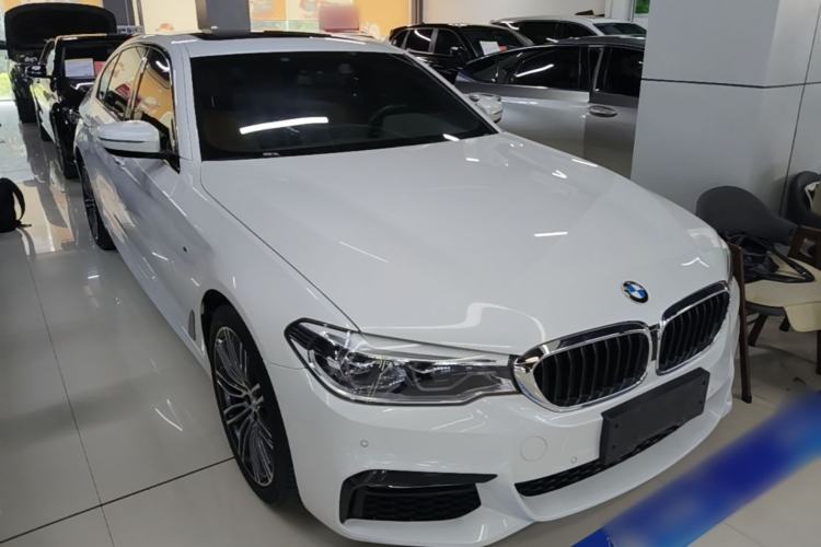 Used BMW 5 Series 2018 Restyled 530Li Leading Edition M Sport Package Front Right 45 Deg