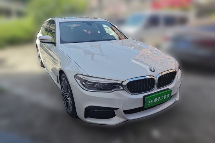 Used BMW 5 Series 2018 530Li Luxury Edition M Sport Package Front Right 45 Deg