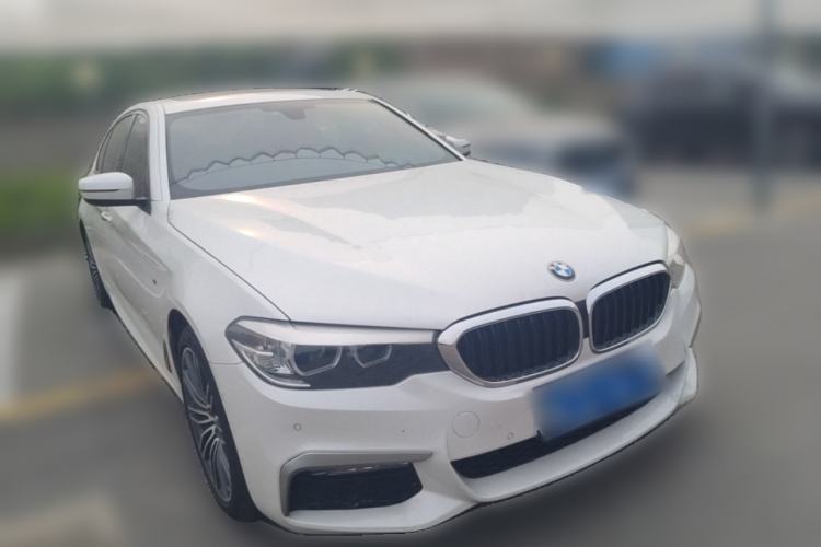 Used BMW 5 Series 2018 Revised Version 530Li Leading Edition Luxury Package Front Right 45 Deg