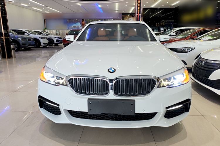 Used BMW 5 Series 2018 525i M Sport Package Front