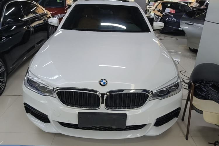 Used BMW 5 Series 2018 Restyled 530Li Leading Edition M Sport Package Front
