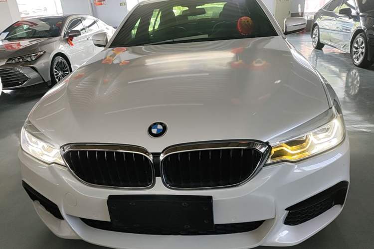 Used BMW 5 Series 2018 525Li M Sport Package Front