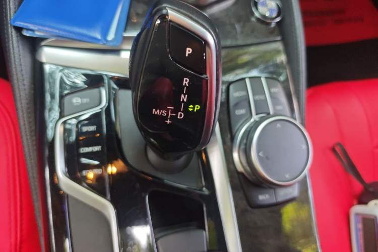Used BMW 5 Series 2018 525Li M Sport Package Gear Lever