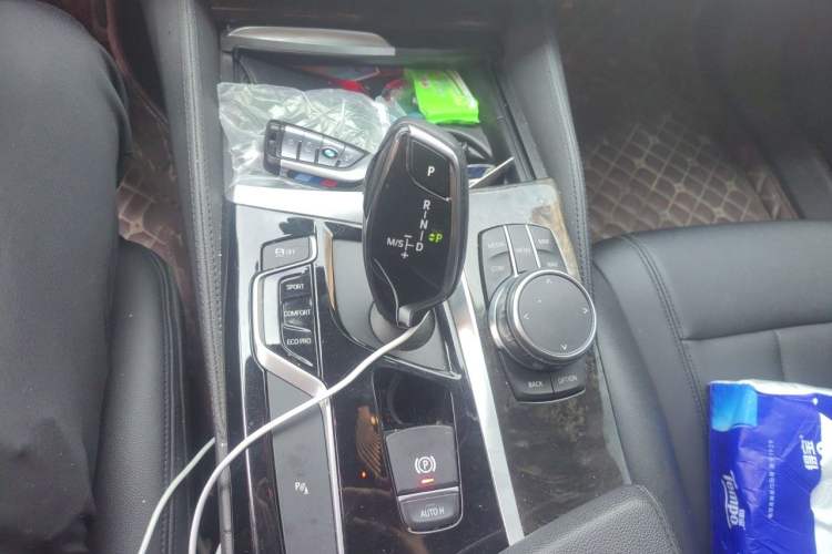 Used BMW 5 Series 2018 525Li M Sport Package Gear Lever