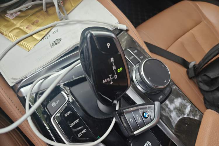 Used BMW 5 Series 2018 Restyled 530Li Leading Edition M Sport Package Gear Lever