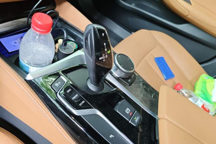Used BMW 5 Series 2018 530Li Leading Model M Sport Package Gear Lever