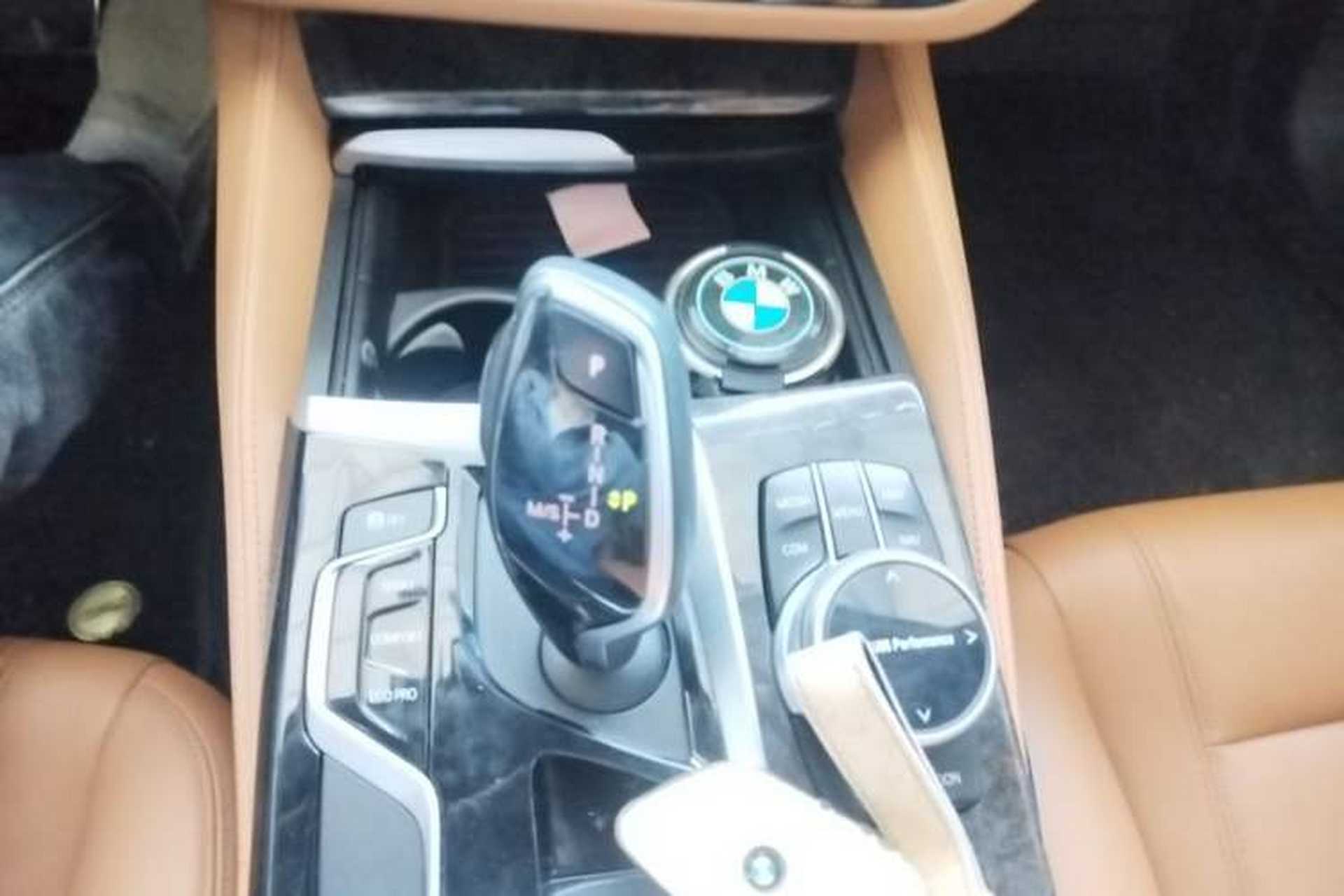 Used BMW 5 Series 2018 530Li Leading Model M Sport Package Gear Lever