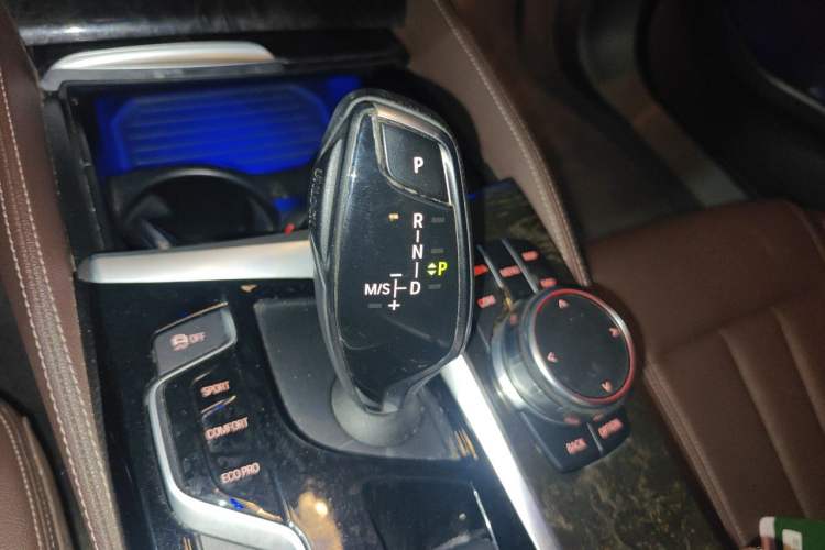 Used BMW 5 Series 2018 525Li M Sport Package Gear Lever