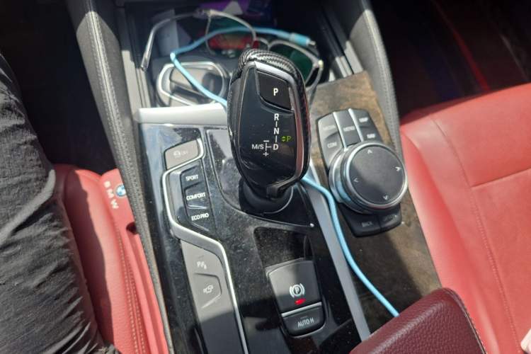 Used BMW 5 Series 2018 Restyled 530Li Luxury Edition M Sport Package Gear Lever