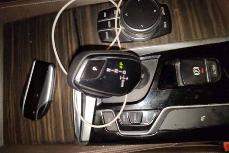 Used BMW 5 Series 2018 530Li Leading Edition Luxury Package Gear Lever