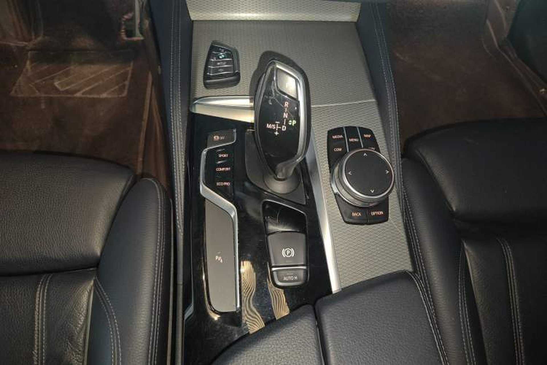 Used BMW 5 Series 2018 525i M Sport Package Gear Lever