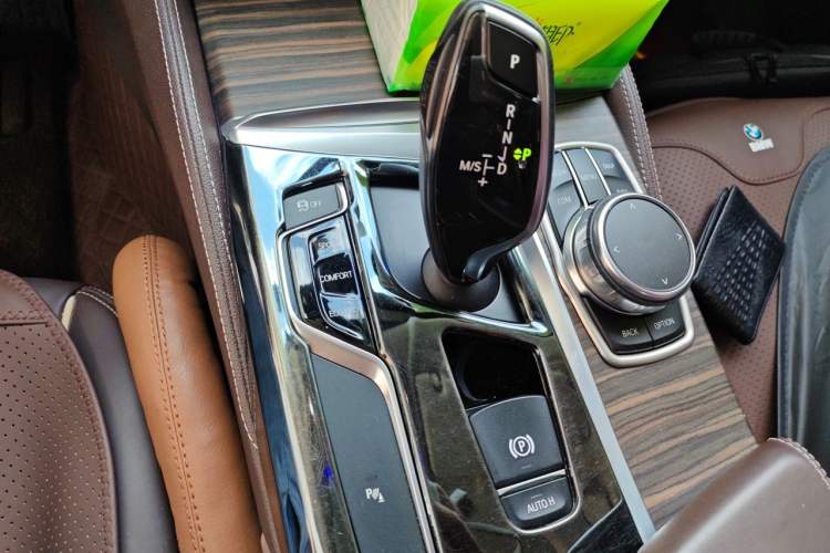 Used BMW 5 Series 2018 530Li Leading Edition Luxury Package Gear Lever