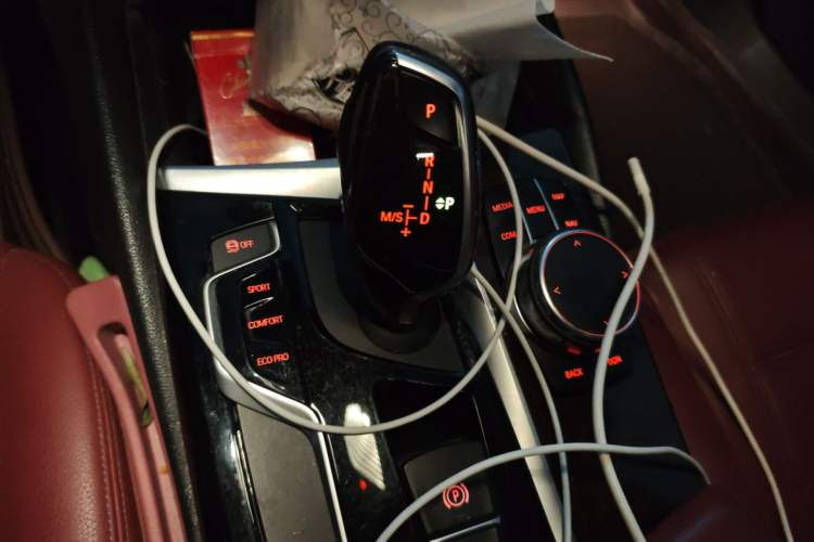 Used BMW 5 Series 2018 528Li Launch Special Edition Gear Lever