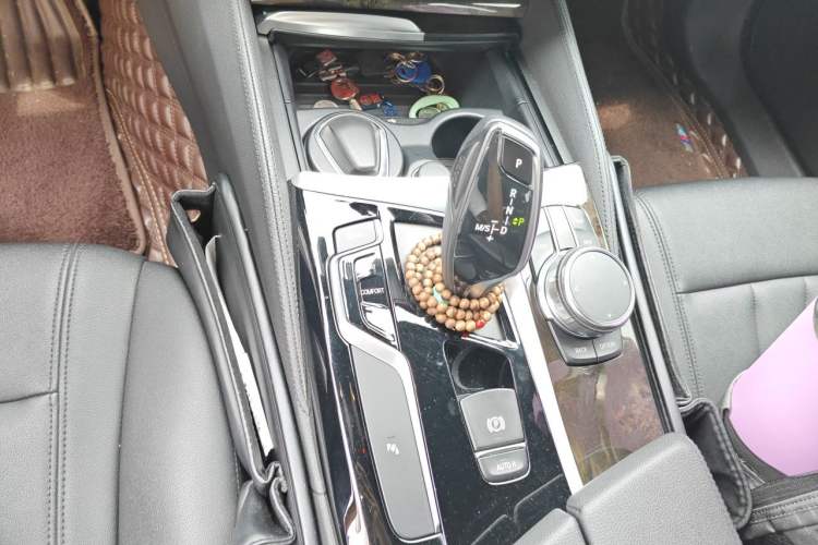 Used BMW 5 Series 2018 525Li M Sport Package Gear Lever