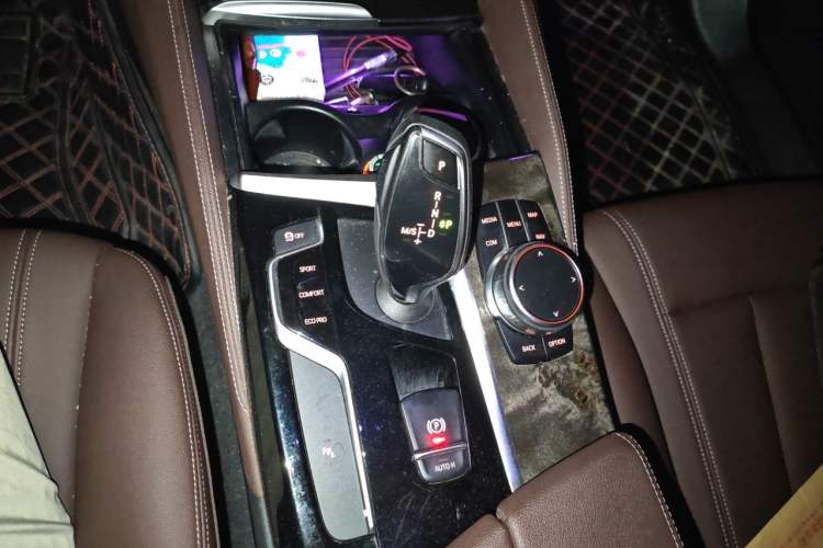Used BMW 5 Series 2018 525Li M Sport Package Gear Lever