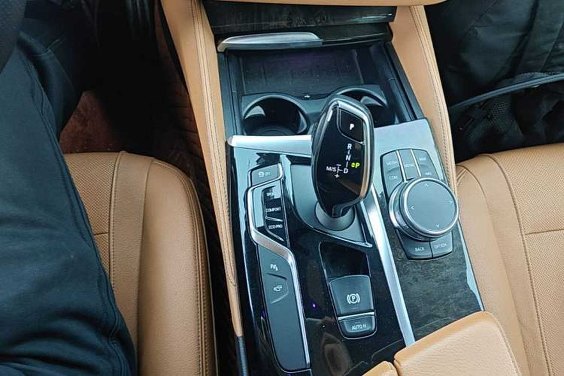 Used BMW 5 Series 2018 Facelifted 530Li Luxury Edition Premium Package Gear Lever