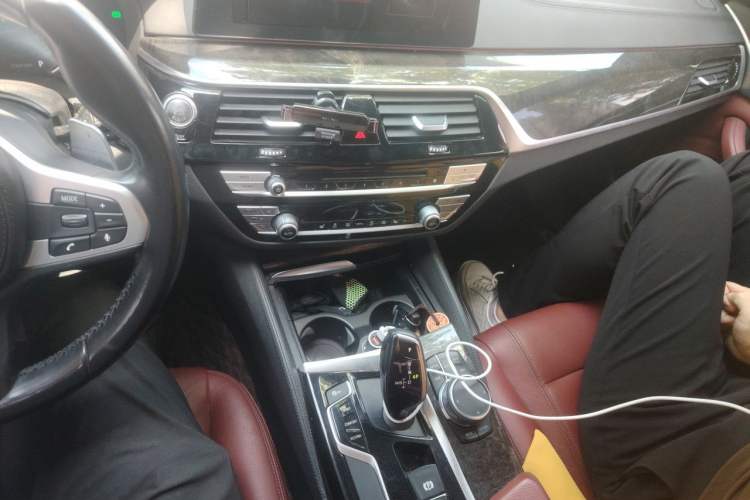 Used BMW 5 Series 2018 Restyled 530Li Leading Edition M Sport Package Gear Lever