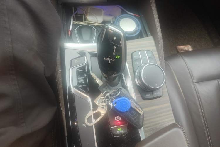 Used BMW 5 Series 2018 530Li Leading Edition Luxury Package Gear Lever