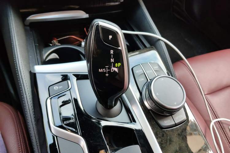 Used BMW 5 Series 2018 Restyled 530Li Leading Edition M Sport Package Gear Lever