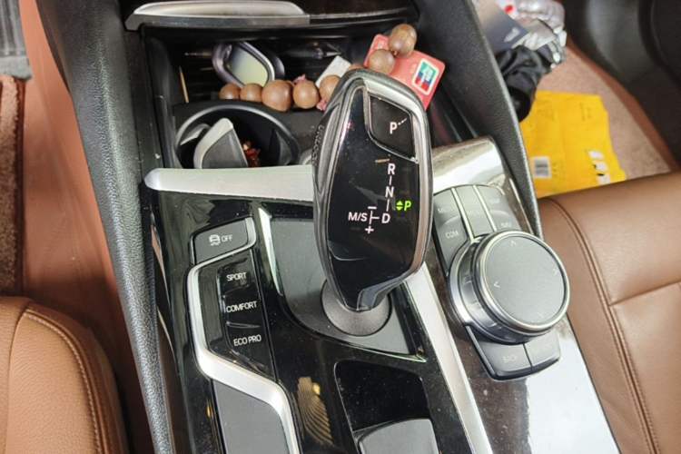 Used BMW 5 Series 2018 528Li Launch Special Edition Gear Lever