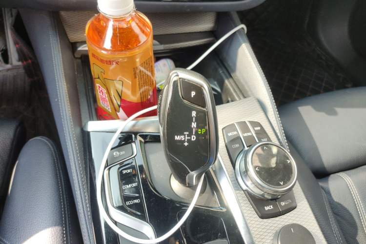 Used BMW 5 Series 2018 525i M Sport Package Gear Lever
