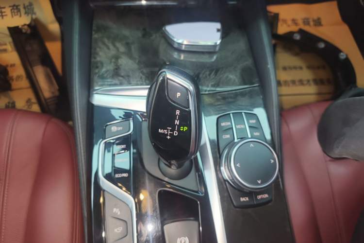 Used BMW 5 Series 2018 Restyled 530Li Leading Edition M Sport Package Gear Lever