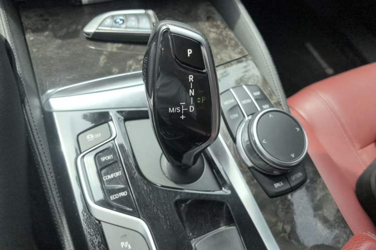 Used BMW 5 Series 2018 Restyled 530Li Leading Edition M Sport Package Gear Lever