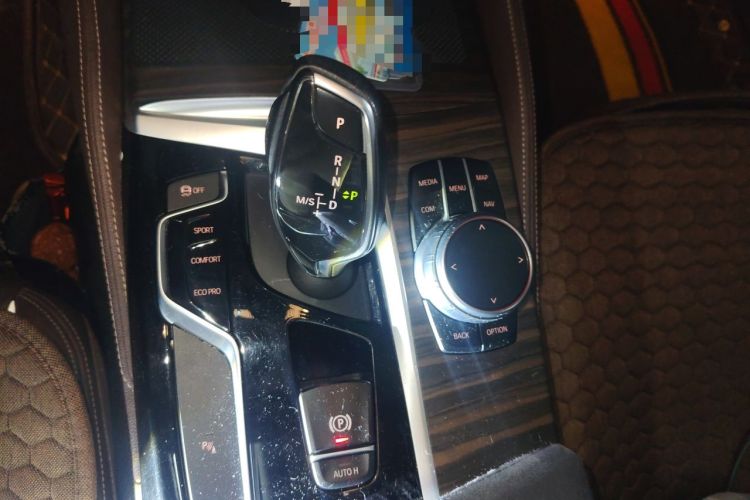 Used BMW 5 Series 2018 Revised Version 530Li Leading Edition Luxury Package Gear Lever