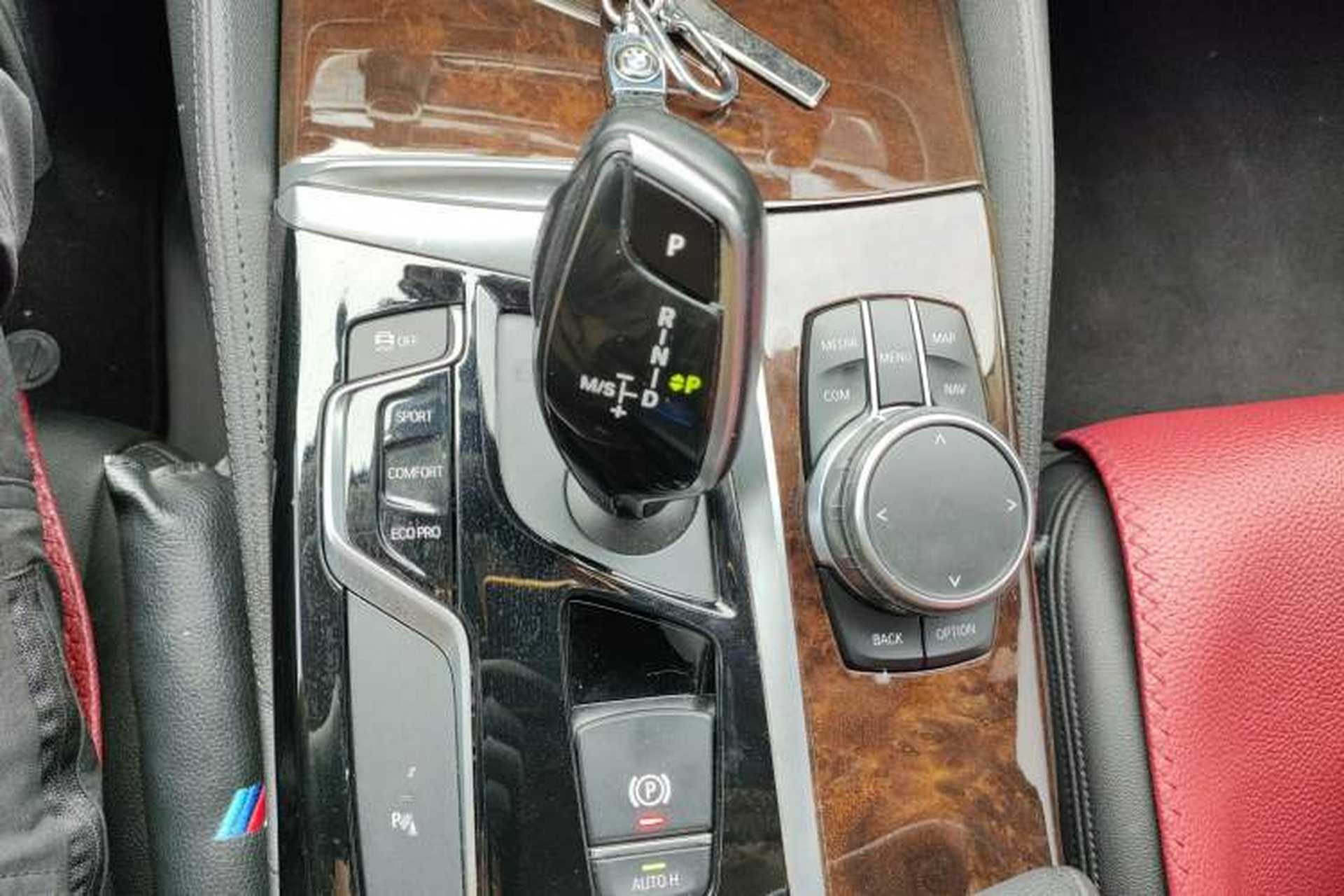 Used BMW 5 Series 2018 525Li Luxury Package Gear Lever